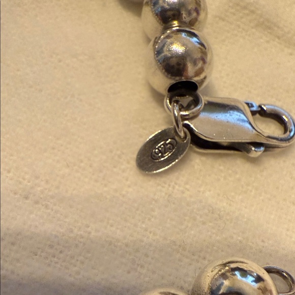 Elegant Sterling Silver Beaded Bracelet - Picture 2 of 4